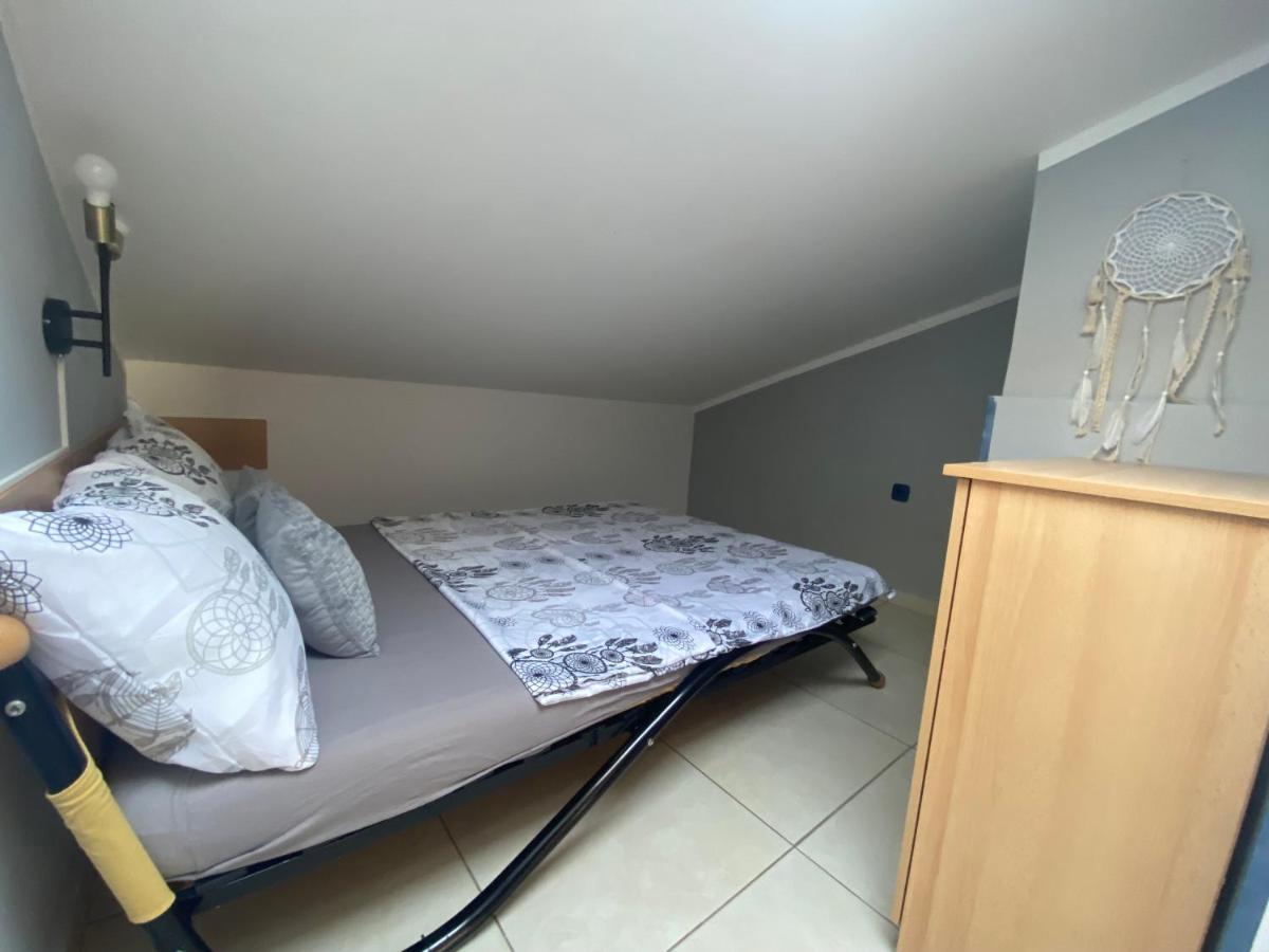 Apartments Mare Πούλα Εξωτερικό φωτογραφία