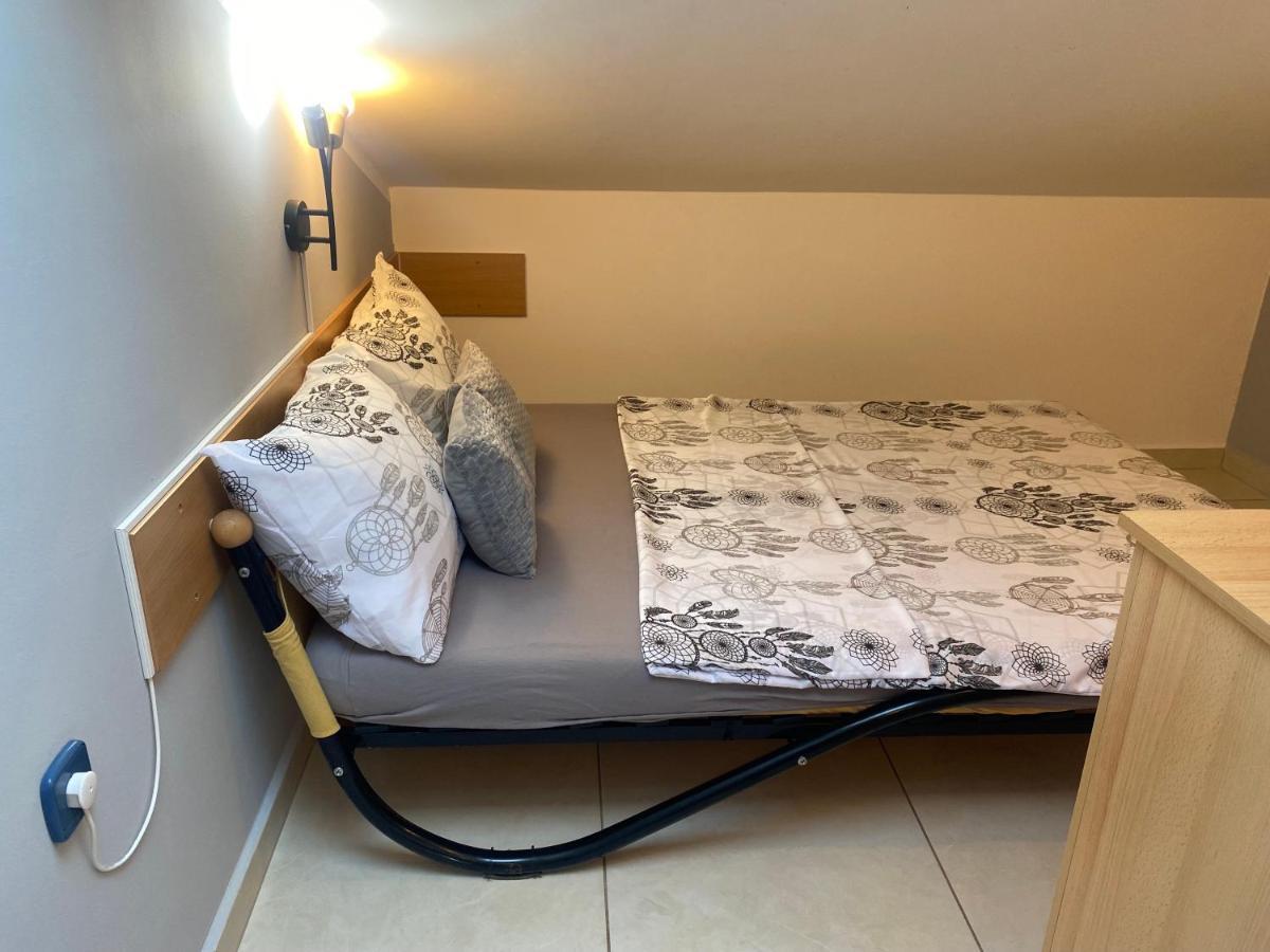 Apartments Mare Πούλα Εξωτερικό φωτογραφία