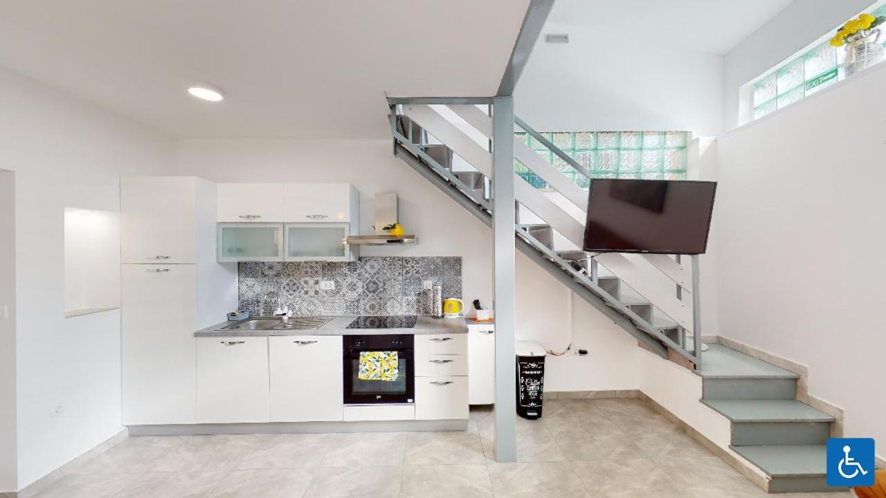 Apartments Mare Πούλα Εξωτερικό φωτογραφία