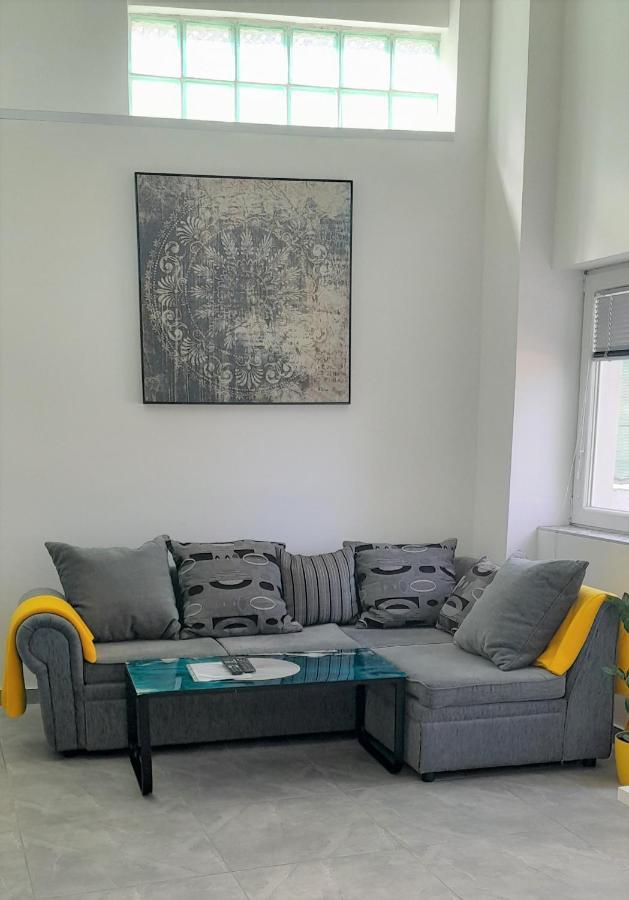 Apartments Mare Πούλα Εξωτερικό φωτογραφία