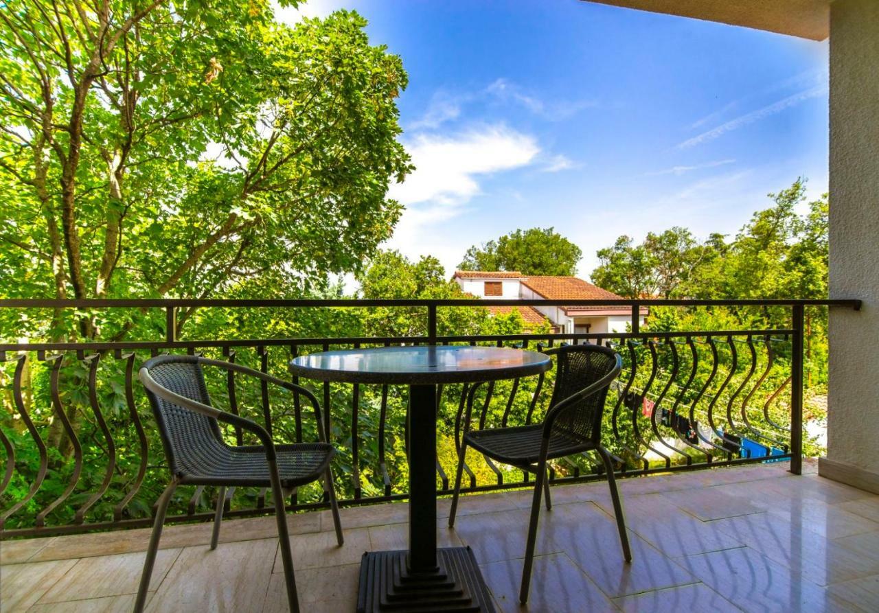 Apartments Mare Πούλα Εξωτερικό φωτογραφία