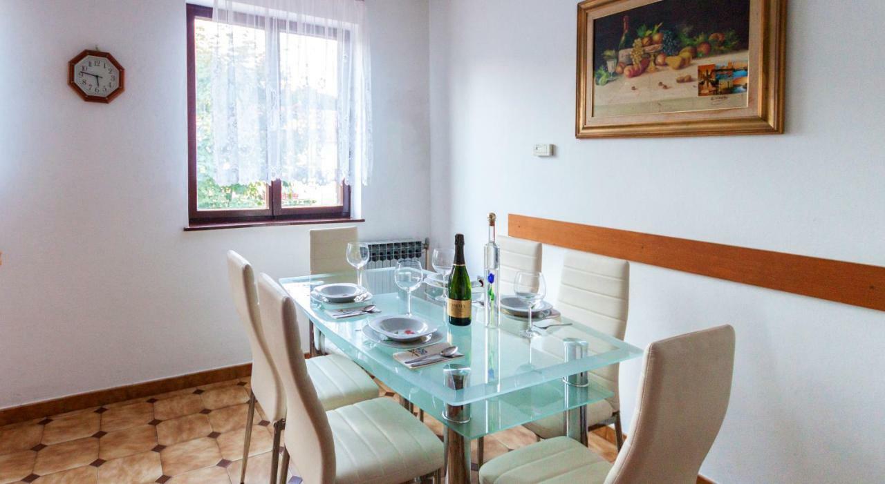 Apartments Mare Πούλα Εξωτερικό φωτογραφία