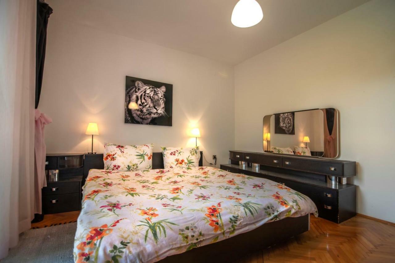 Apartments Mare Πούλα Εξωτερικό φωτογραφία